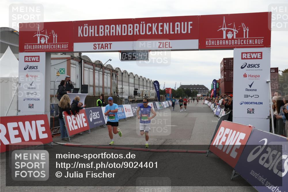 03.10.2025 - Köhlbrandbrückenlauf Julia Fischer http://msf.ph/oto/9024401 03.10.2025 15:55:44 Ziel 7030, 7043, 7067, 7286, 7575, 8594, 8942, 9743 meine-sportfotos.de