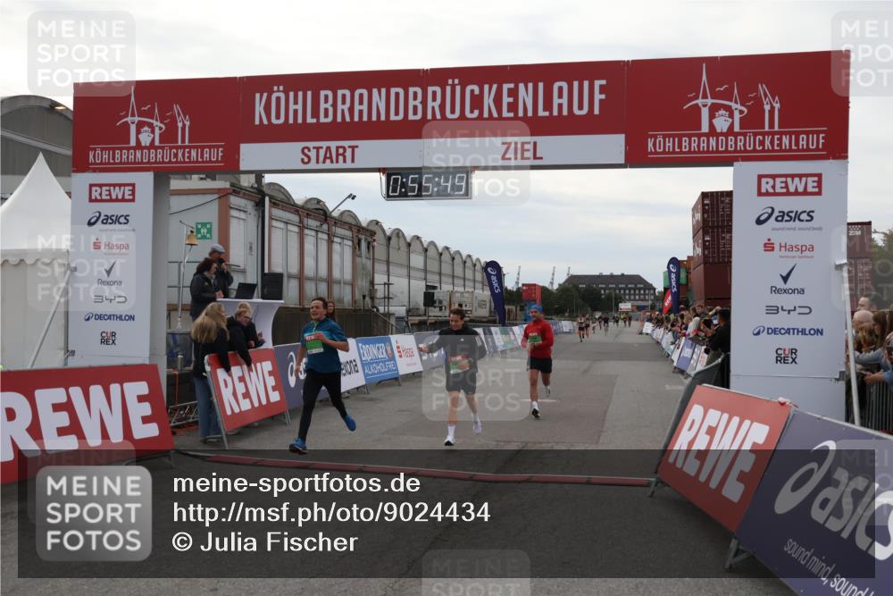 03.10.2025 - Köhlbrandbrückenlauf Julia Fischer http://msf.ph/oto/9024434 03.10.2025 15:55:49 Ziel 7043, 7067, 7286, 7575, 7968, 8594, 8942, 9743 meine-sportfotos.de