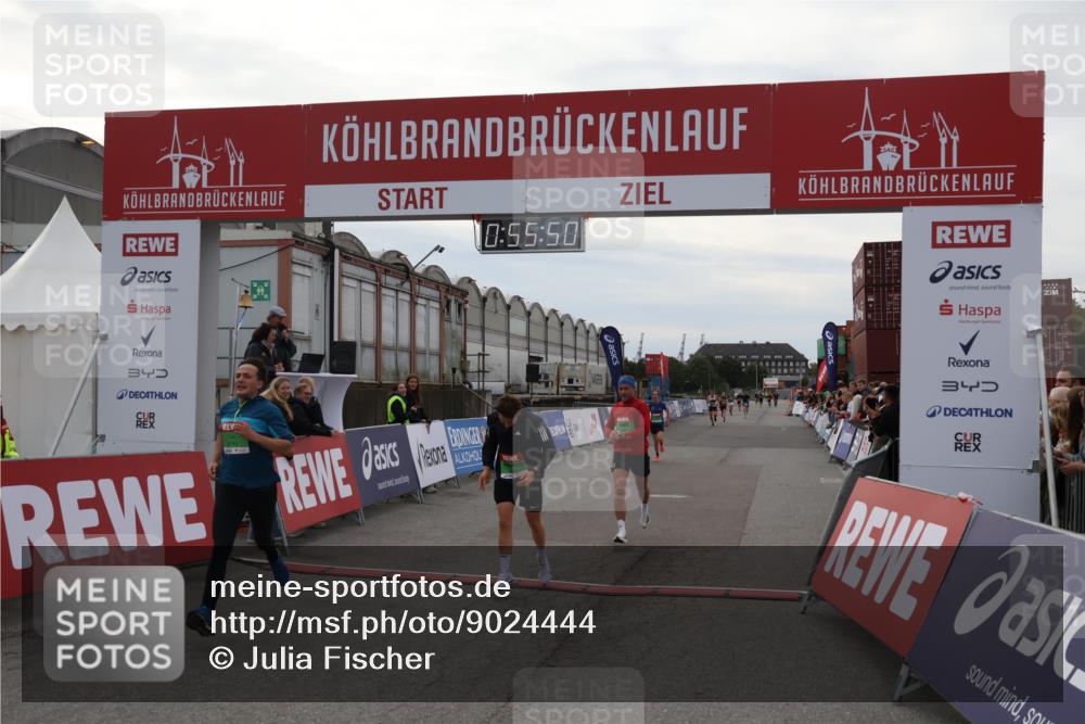 03.10.2025 - Köhlbrandbrückenlauf Julia Fischer http://msf.ph/oto/9024444 03.10.2025 15:55:50 Ziel 7043, 7067, 7286, 7575, 7968, 8594, 8942, 9743 meine-sportfotos.de