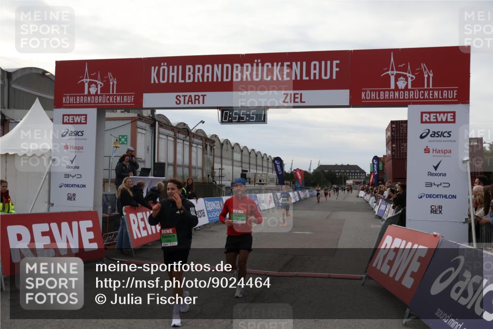 03.10.2025 - Köhlbrandbrückenlauf Julia Fischer http://msf.ph/oto/9024464 03.10.2025 15:55:51 Ziel 7043, 7067, 7286, 7575, 7968, 8594, 8942, 9743 meine-sportfotos.de