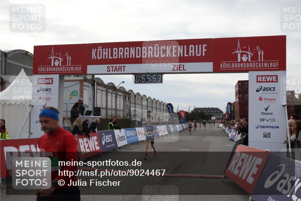 03.10.2025 - Köhlbrandbrückenlauf Julia Fischer http://msf.ph/oto/9024467 03.10.2025 15:55:53 Ziel 7043, 7286, 7456, 7968, 8594, 8942, 9743 meine-sportfotos.de