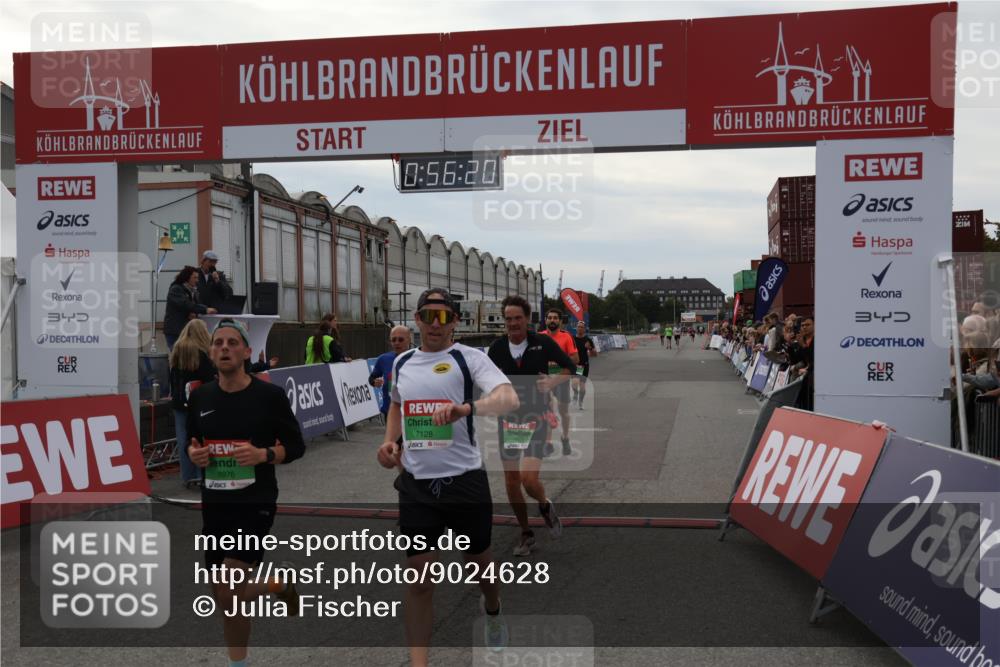 03.10.2025 - Köhlbrandbrückenlauf Julia Fischer http://msf.ph/oto/9024628 03.10.2025 15:56:21 Ziel 7046, 7079, 7128, 7170, 8820, 8976, 9525, 9559 meine-sportfotos.de