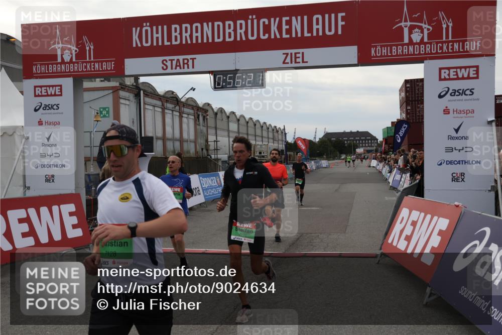 03.10.2025 - Köhlbrandbrückenlauf Julia Fischer http://msf.ph/oto/9024634 03.10.2025 15:56:21 Ziel 7046, 7079, 7128, 7170, 8820, 8976, 9525, 9559 meine-sportfotos.de