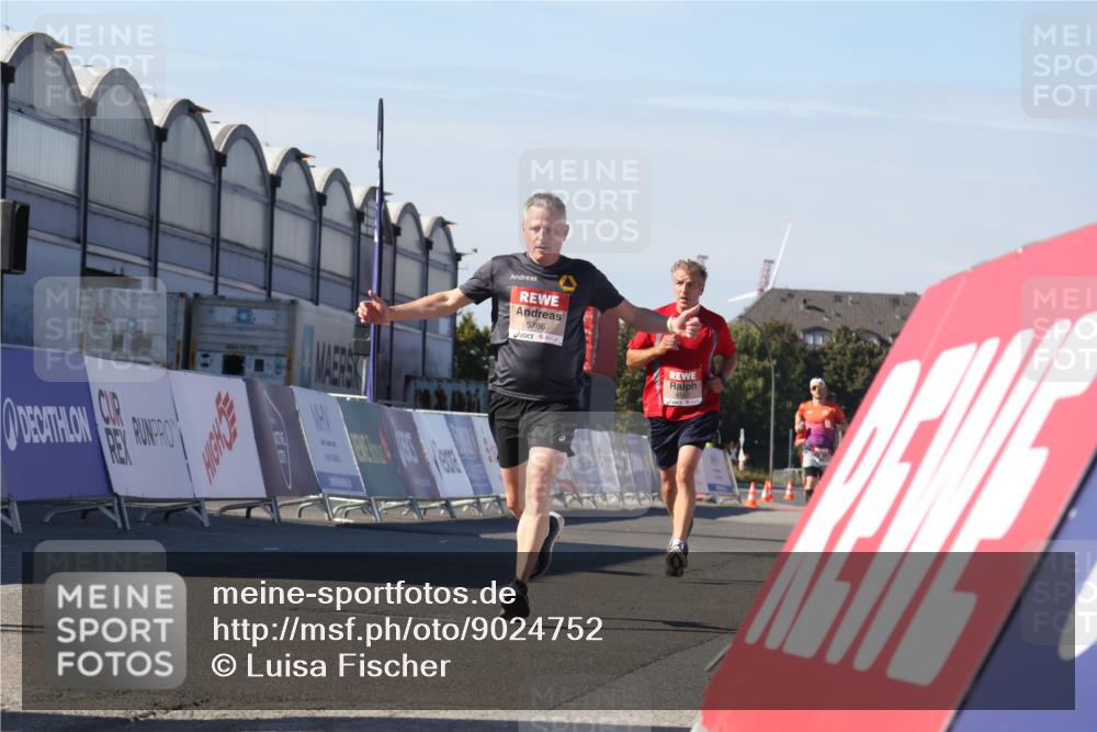 03.10.2025 - Köhlbrandbrückenlauf Luisa Fischer http://msf.ph/oto/9024752 03.10.2025 12:53:15 Ziel 4142, 5786, 6333 meine-sportfotos.de