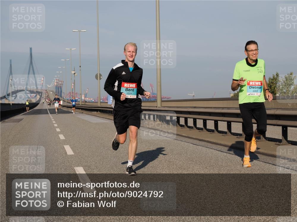 03.10.2025 - Köhlbrandbrückenlauf Fabian Wolf http://msf.ph/oto/9024792 03.10.2025 09:40:46 Position 3 1029, 3262 meine-sportfotos.de