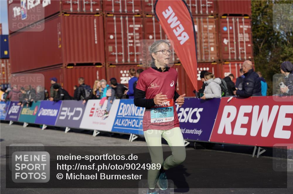 03.10.2025 - Köhlbrandbrückenlauf Michael Burmester http://msf.ph/oto/9024989 03.10.2025 10:27:40 Ziel 1004, 1342, 1472, 1759, 1993, 2086, 2166, 3626 meine-sportfotos.de