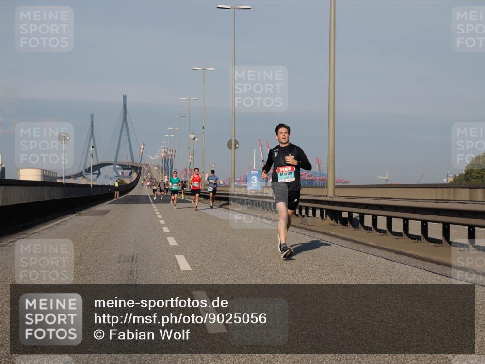 03.10.2025 - Köhlbrandbrückenlauf Fabian Wolf http://msf.ph/oto/9025056 03.10.2025 09:41:14 Position 3  meine-sportfotos.de