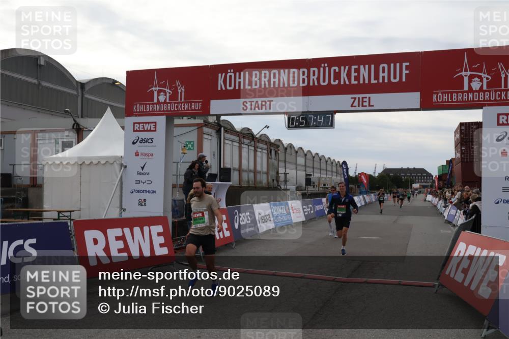 03.10.2025 - Köhlbrandbrückenlauf Julia Fischer http://msf.ph/oto/9025089 03.10.2025 15:57:47 Ziel 7082, 7274, 7570, 8916, 9177, 9178 meine-sportfotos.de