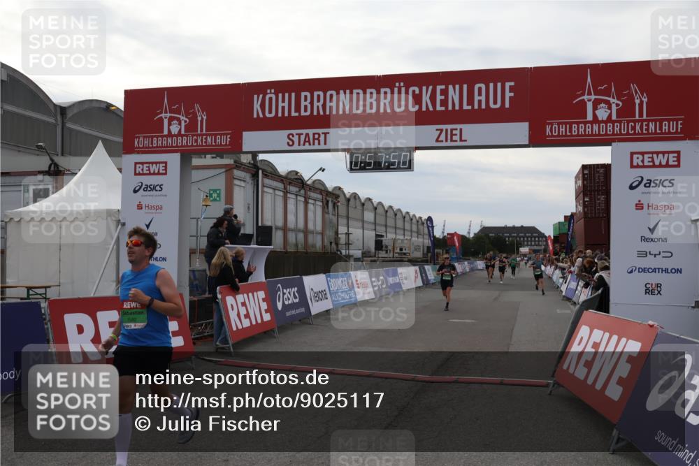 03.10.2025 - Köhlbrandbrückenlauf Julia Fischer http://msf.ph/oto/9025117 03.10.2025 15:57:50 Ziel 7082, 7127, 7274, 7570, 8916 meine-sportfotos.de