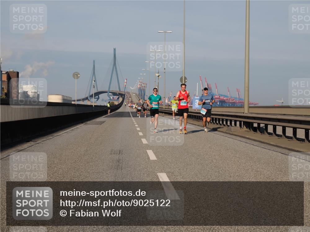 03.10.2025 - Köhlbrandbrückenlauf Fabian Wolf http://msf.ph/oto/9025122 03.10.2025 09:41:21 Position 3  meine-sportfotos.de