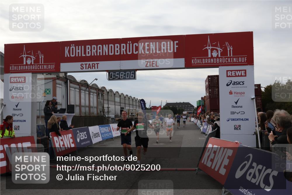03.10.2025 - Köhlbrandbrückenlauf Julia Fischer http://msf.ph/oto/9025200 03.10.2025 15:58:06 Ziel 7029, 7051, 7087, 7131, 7352, 7577, 7614, 9438 meine-sportfotos.de
