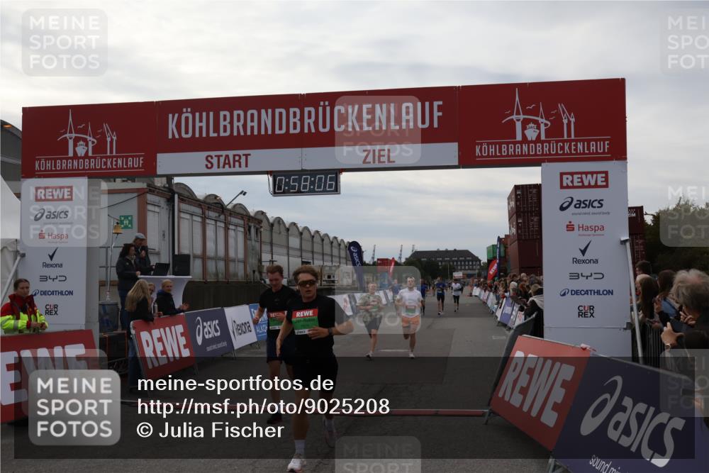 03.10.2025 - Köhlbrandbrückenlauf Julia Fischer http://msf.ph/oto/9025208 03.10.2025 15:58:07 Ziel 7029, 7051, 7087, 7131, 7352, 7577, 7614, 9223, 9224, 9227, 9438 meine-sportfotos.de