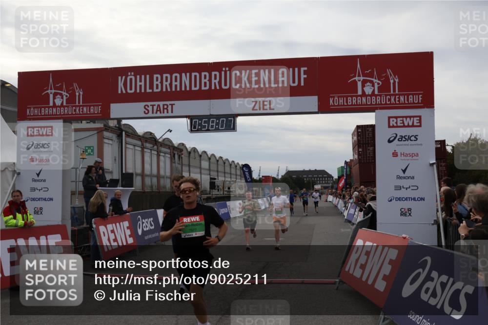 03.10.2025 - Köhlbrandbrückenlauf Julia Fischer http://msf.ph/oto/9025211 03.10.2025 15:58:07 Ziel 7029, 7051, 7087, 7131, 7352, 7577, 7614, 9223, 9224, 9227, 9438 meine-sportfotos.de