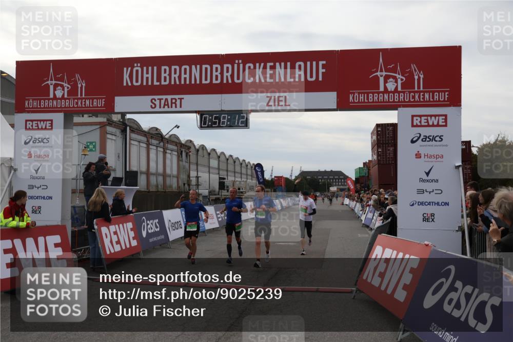 03.10.2025 - Köhlbrandbrückenlauf Julia Fischer http://msf.ph/oto/9025239 03.10.2025 15:58:13 Ziel 7029, 7352, 7577, 7614, 8761, 9223, 9224, 9227 meine-sportfotos.de