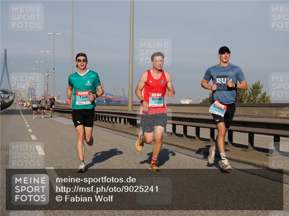 03.10.2025 - Köhlbrandbrückenlauf Fabian Wolf http://msf.ph/oto/9025241 03.10.2025 09:41:25 Position 3 2024, 1268, 3152, 2831 meine-sportfotos.de