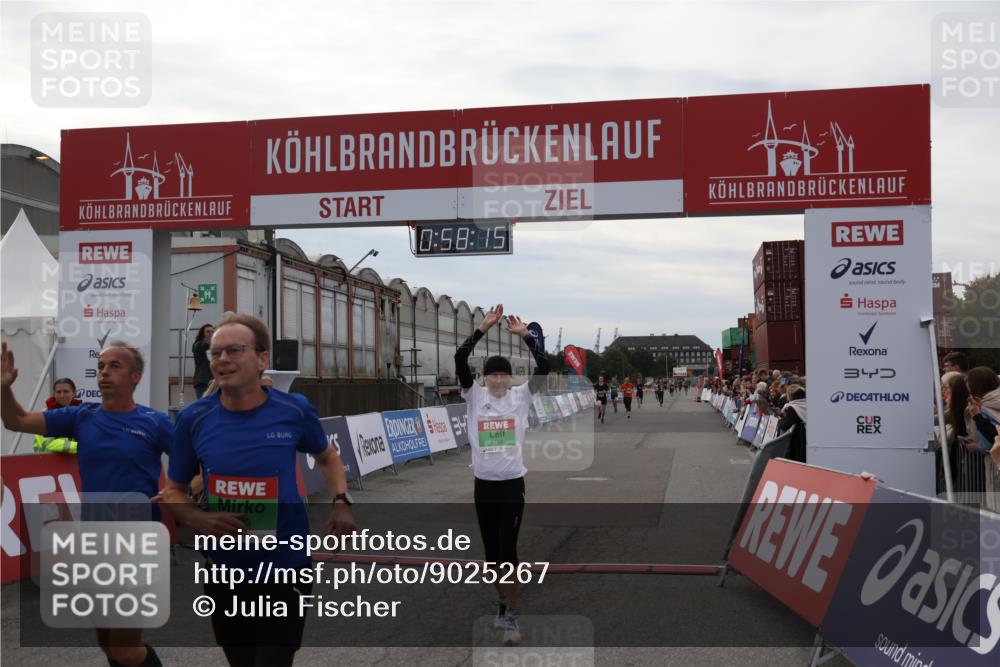 03.10.2025 - Köhlbrandbrückenlauf Julia Fischer http://msf.ph/oto/9025267 03.10.2025 15:58:15 Ziel 7029, 7096, 7352, 7577, 7614, 8761, 9223, 9224, 9227 meine-sportfotos.de