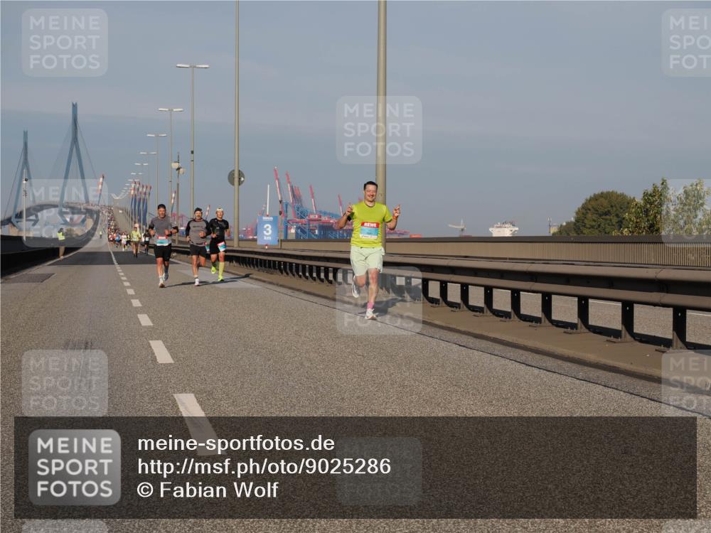 03.10.2025 - Köhlbrandbrückenlauf Fabian Wolf http://msf.ph/oto/9025286 03.10.2025 09:41:29 Position 3  meine-sportfotos.de
