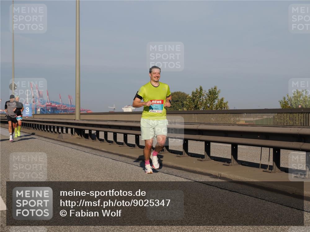 03.10.2025 - Köhlbrandbrückenlauf Fabian Wolf http://msf.ph/oto/9025347 03.10.2025 09:41:31 Position 3 3841 meine-sportfotos.de
