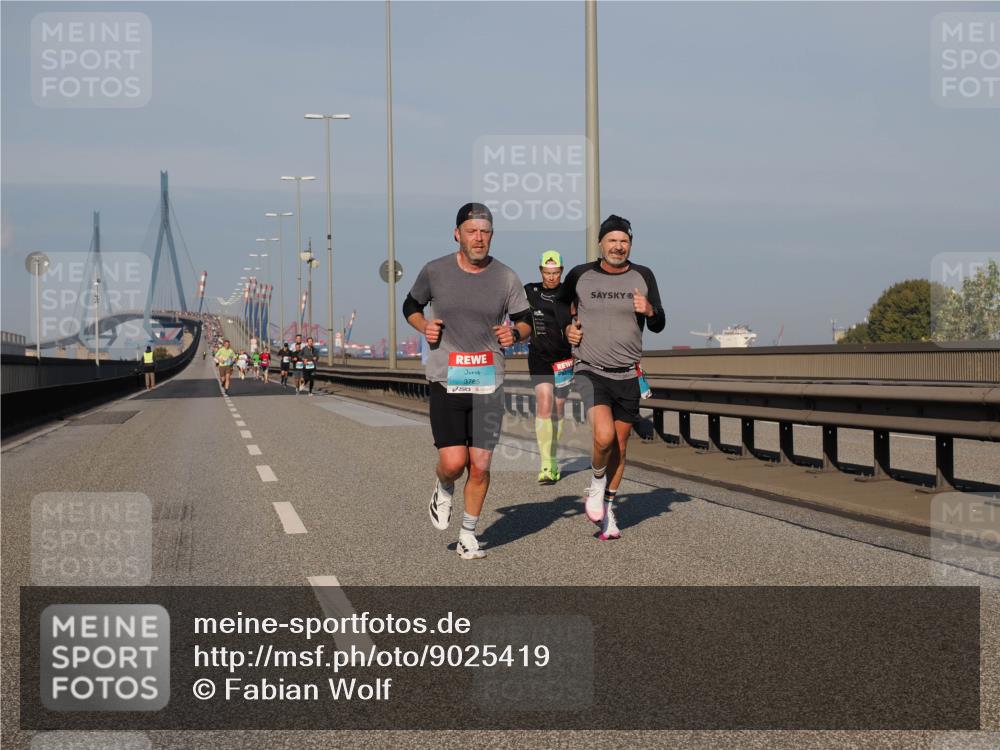 03.10.2025 - Köhlbrandbrückenlauf Fabian Wolf http://msf.ph/oto/9025419 03.10.2025 09:41:35 Position 3 3785 meine-sportfotos.de