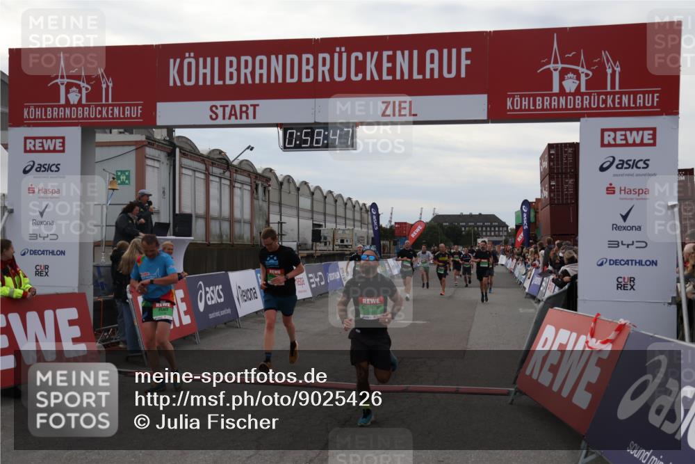 03.10.2025 - Köhlbrandbrückenlauf Julia Fischer http://msf.ph/oto/9025426 03.10.2025 15:58:48 Ziel 7017, 7081, 7101, 7117, 7176, 7182, 7244, 7737, 9057, 9086, 9187, 9512, 9582 meine-sportfotos.de