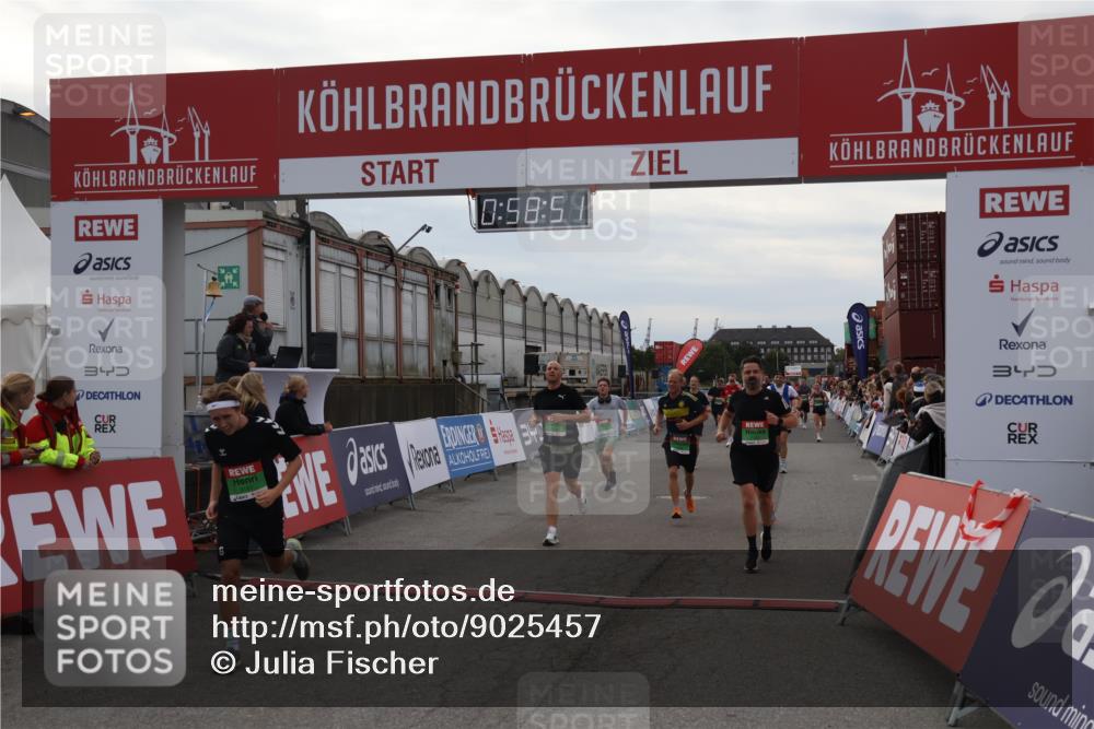 03.10.2025 - Köhlbrandbrückenlauf Julia Fischer http://msf.ph/oto/9025457 03.10.2025 15:58:51 Ziel 7017, 7081, 7101, 7117, 7120, 7176, 7182, 7244, 7356, 7737, 9086, 9186, 9187, 9512, 9582 meine-sportfotos.de