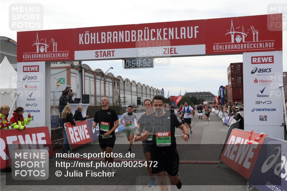 03.10.2025 - Köhlbrandbrückenlauf Julia Fischer http://msf.ph/oto/9025472 03.10.2025 15:58:52 Ziel 7017, 7081, 7101, 7117, 7120, 7176, 7182, 7244, 7256, 7356, 7737, 9086, 9186, 9187, 9512, 9582 meine-sportfotos.de