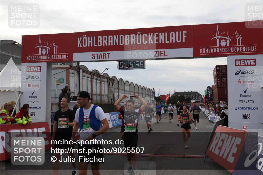 03.10.2025 - Köhlbrandbrückenlauf Julia Fischer http://msf.ph/oto/9025507 03.10.2025 15:58:56 Ziel 7017, 7081, 7086, 7101, 7117, 7120, 7176, 7182, 7238, 7244, 7256, 7356, 7737, 9086, 9186, 9187, 9195, 9196, 9197, 9398, 9512, 9582, 9750 meine-sportfotos.de