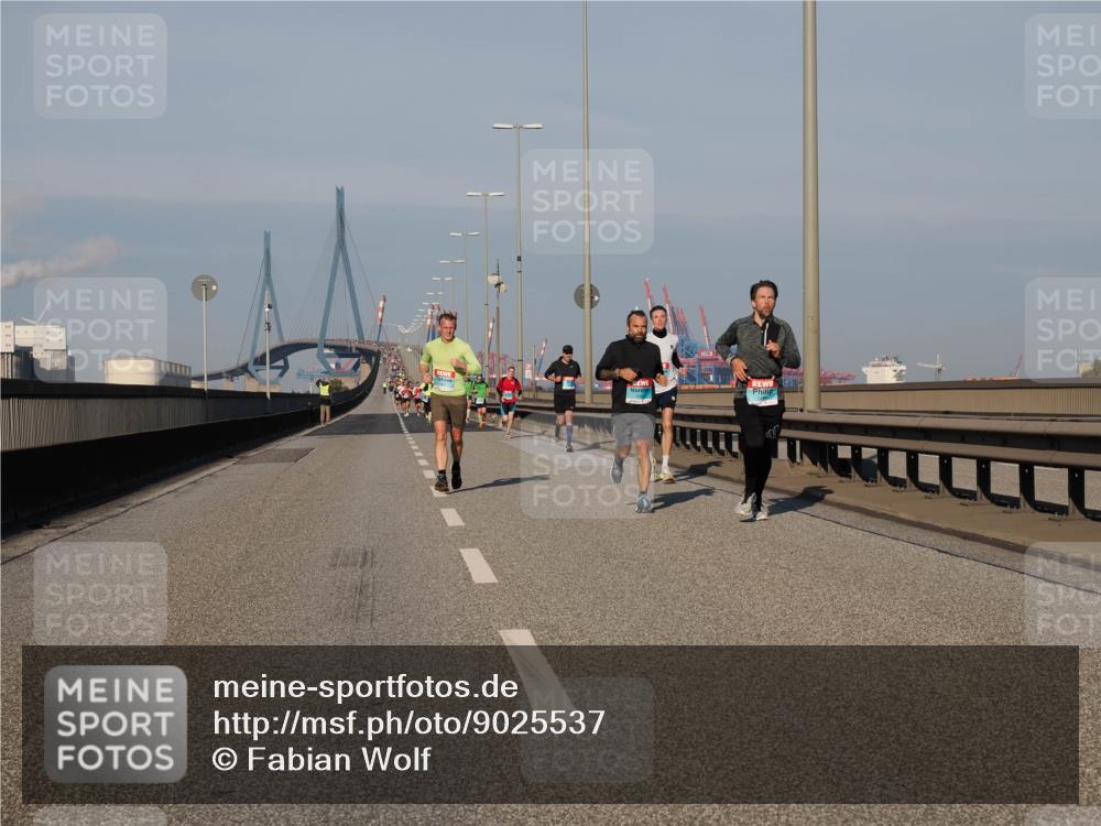03.10.2025 - Köhlbrandbrückenlauf Fabian Wolf http://msf.ph/oto/9025537 03.10.2025 09:41:48 Position 3  meine-sportfotos.de