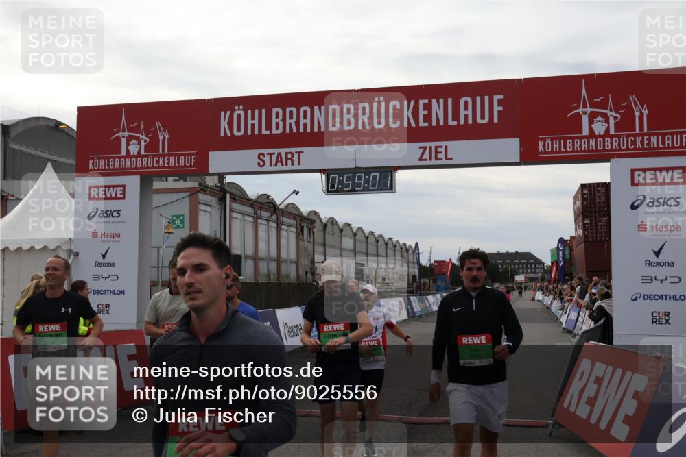 03.10.2025 - Köhlbrandbrückenlauf Julia Fischer http://msf.ph/oto/9025556 03.10.2025 15:59:01 Ziel 7081, 7086, 7101, 7109, 7117, 7120, 7182, 7238, 7244, 7256, 7356, 7737, 9086, 9186, 9195, 9196, 9197, 9370, 9398, 9512, 9750 meine-sportfotos.de