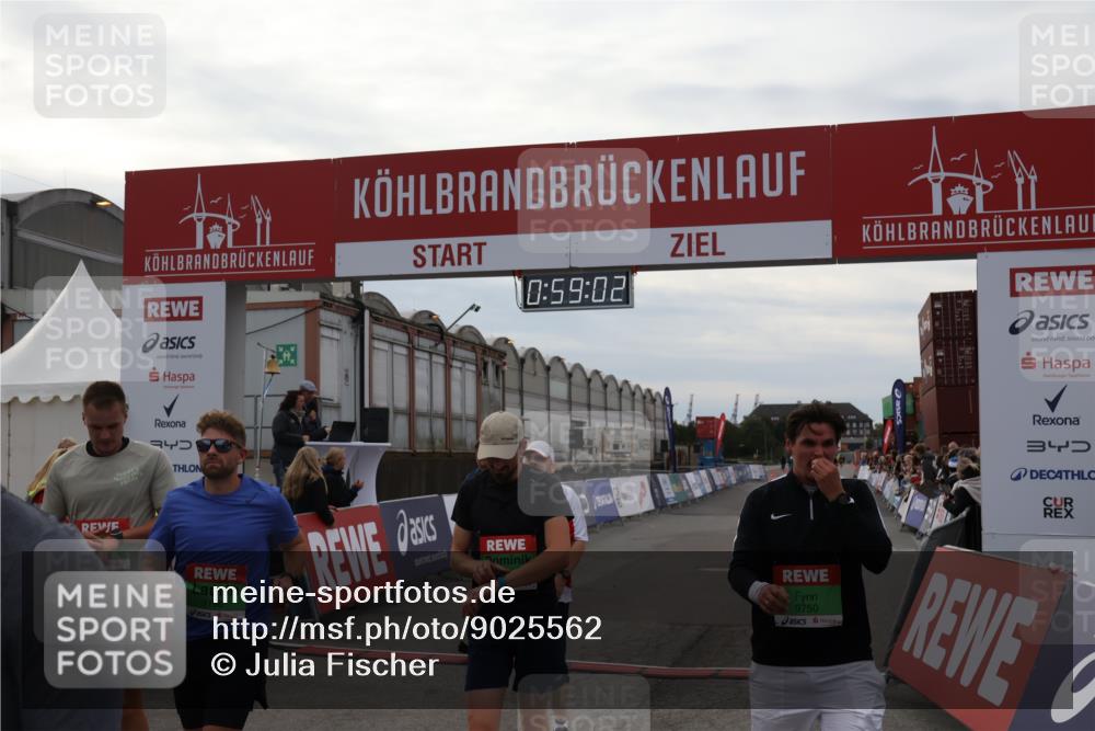 03.10.2025 - Köhlbrandbrückenlauf Julia Fischer http://msf.ph/oto/9025562 03.10.2025 15:59:02 Ziel 7086, 7101, 7109, 7117, 7120, 7238, 7244, 7256, 7356, 9086, 9186, 9195, 9196, 9197, 9370, 9398, 9512, 9750 meine-sportfotos.de