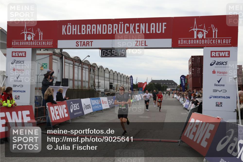 03.10.2025 - Köhlbrandbrückenlauf Julia Fischer http://msf.ph/oto/9025641 03.10.2025 15:59:19 Ziel 7262, 7496, 8780, 9118, 9126, 9238, 9521, 9577 meine-sportfotos.de