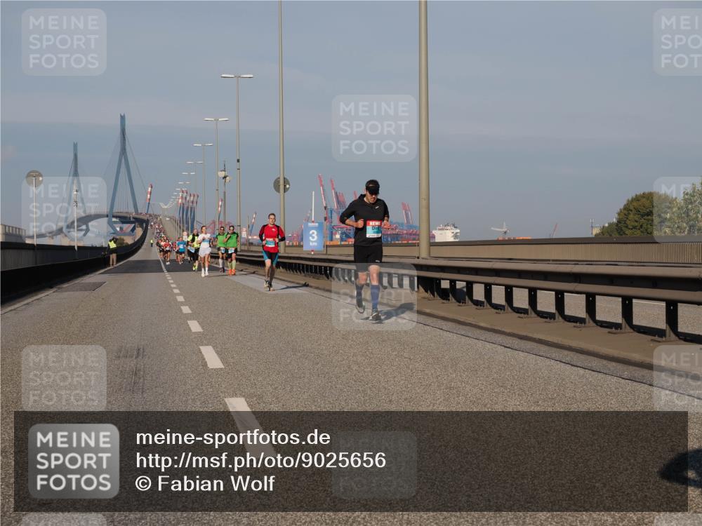 03.10.2025 - Köhlbrandbrückenlauf Fabian Wolf http://msf.ph/oto/9025656 03.10.2025 09:41:54 Position 3  meine-sportfotos.de