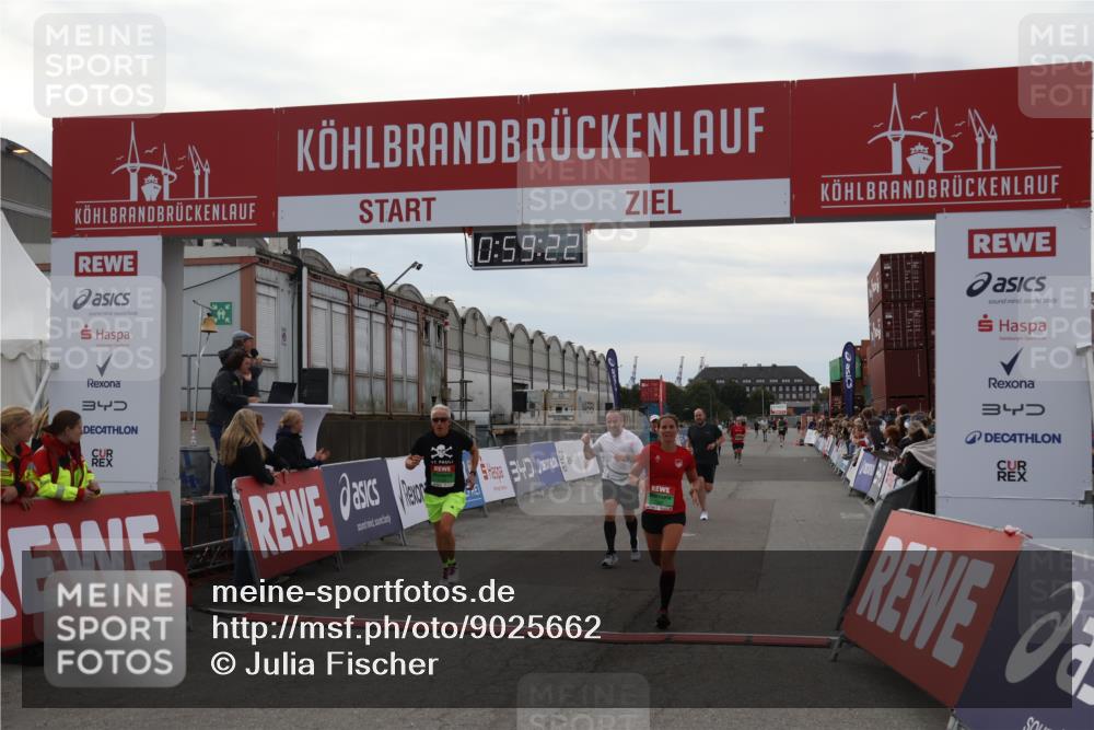 03.10.2025 - Köhlbrandbrückenlauf Julia Fischer http://msf.ph/oto/9025662 03.10.2025 15:59:22 Ziel 7262, 7496, 8780, 9118, 9126, 9238, 9521, 9577 meine-sportfotos.de