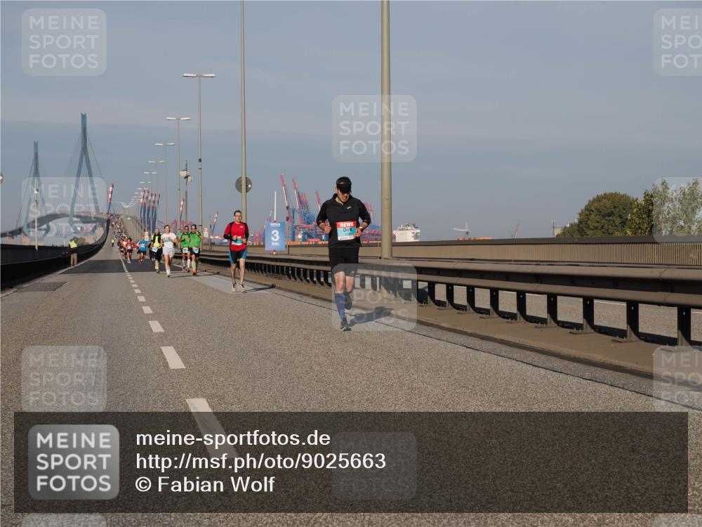 03.10.2025 - Köhlbrandbrückenlauf Fabian Wolf http://msf.ph/oto/9025663 03.10.2025 09:41:55 Position 3  meine-sportfotos.de