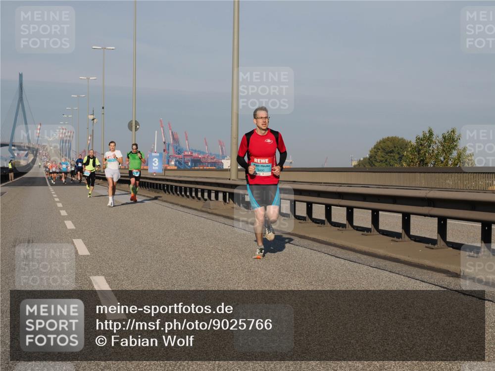 03.10.2025 - Köhlbrandbrückenlauf Fabian Wolf http://msf.ph/oto/9025766 03.10.2025 09:42:01 Position 3 3490, 20 meine-sportfotos.de
