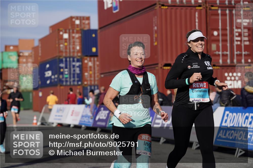 03.10.2025 - Köhlbrandbrückenlauf Michael Burmester http://msf.ph/oto/9025791 03.10.2025 10:28:58 Ziel 2035, 2177, 2263, 2264, 2375, 2492, 2845, 2922 meine-sportfotos.de