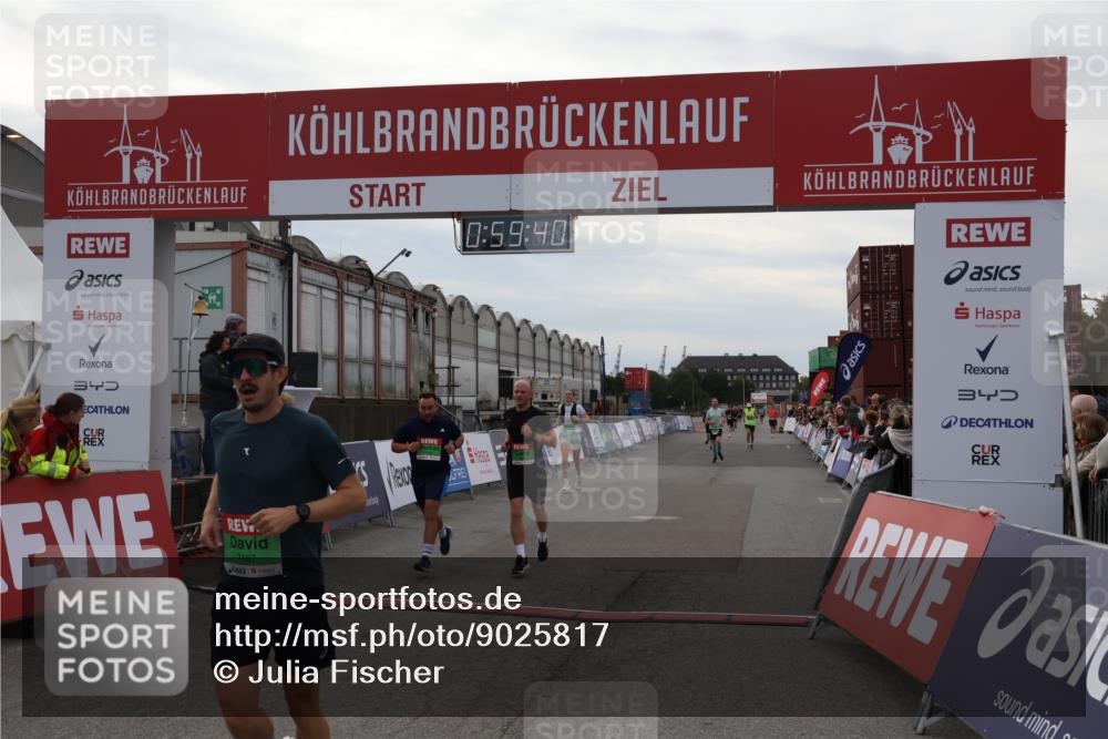 03.10.2025 - Köhlbrandbrückenlauf Julia Fischer http://msf.ph/oto/9025817 03.10.2025 15:59:40 Ziel 7025, 7048, 7059, 7083, 7089, 7187, 7193, 7225 meine-sportfotos.de