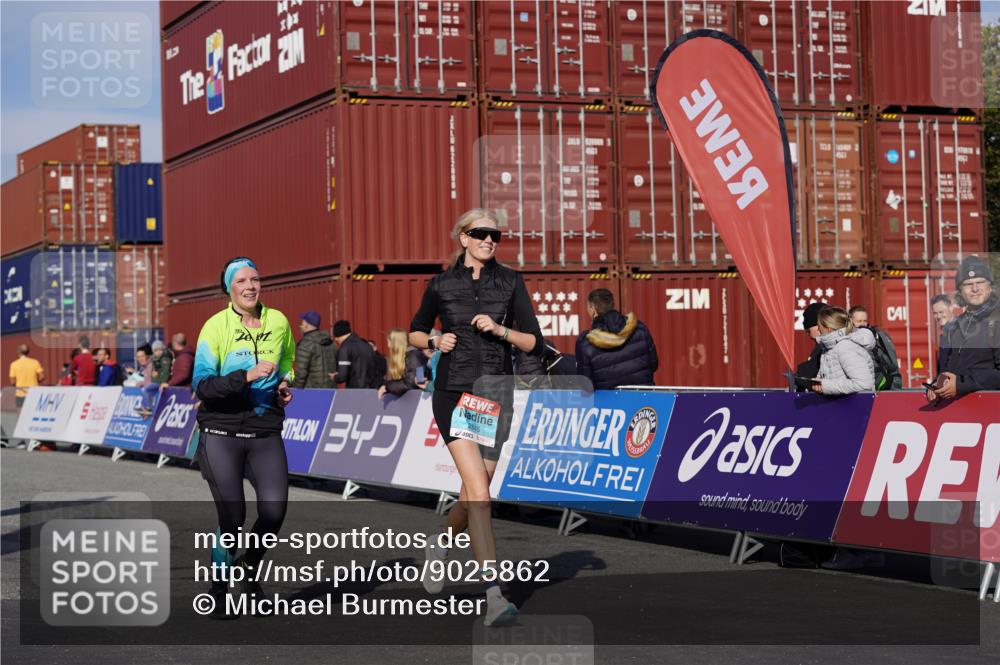 03.10.2025 - Köhlbrandbrückenlauf Michael Burmester http://msf.ph/oto/9025862 03.10.2025 10:29:05 Ziel 1942, 2035, 2163, 2375, 2845 meine-sportfotos.de