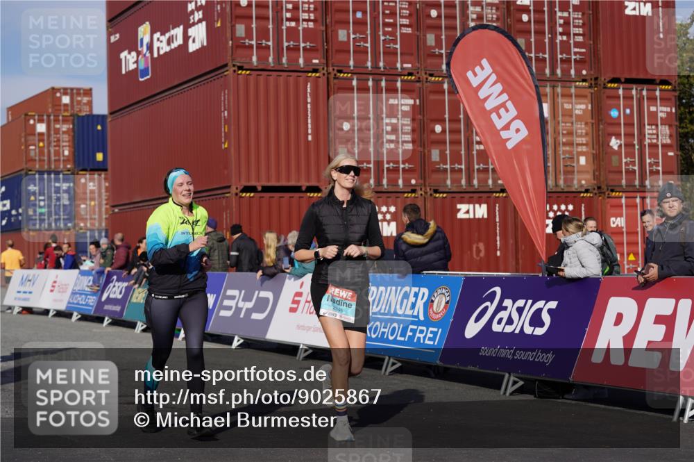 03.10.2025 - Köhlbrandbrückenlauf Michael Burmester http://msf.ph/oto/9025867 03.10.2025 10:29:05 Ziel 1942, 2035, 2163, 2375, 2845 meine-sportfotos.de