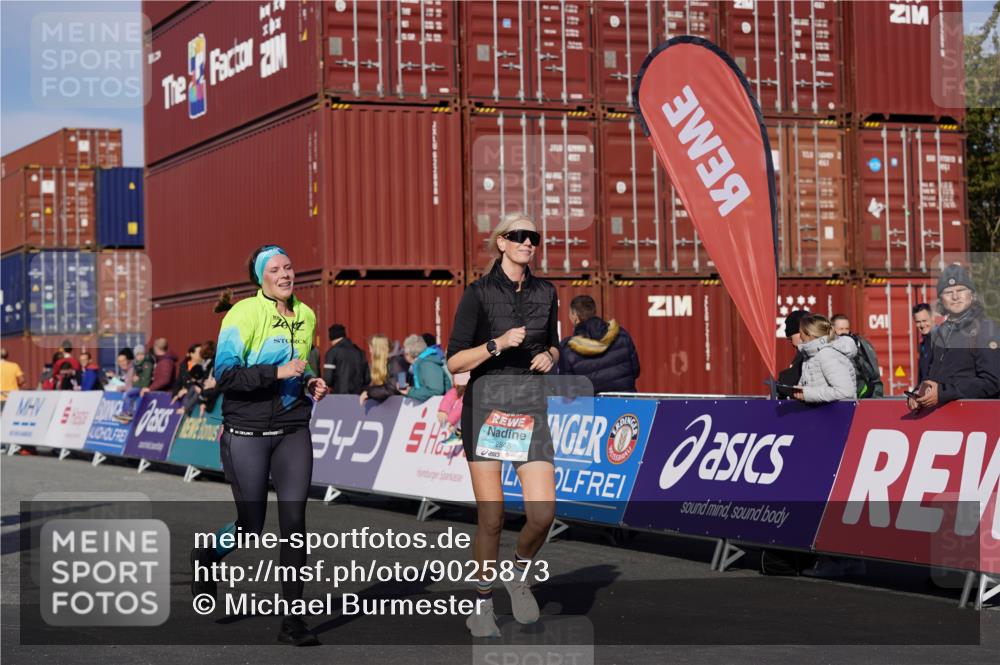 03.10.2025 - Köhlbrandbrückenlauf Michael Burmester http://msf.ph/oto/9025873 03.10.2025 10:29:05 Ziel 1942, 2035, 2163, 2375, 2845 meine-sportfotos.de
