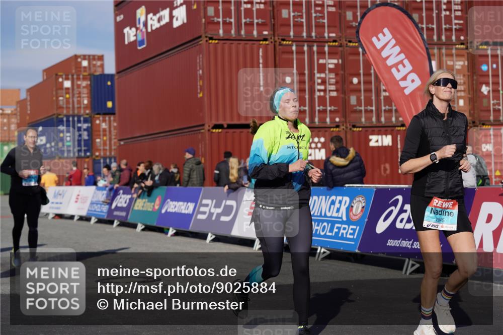 03.10.2025 - Köhlbrandbrückenlauf Michael Burmester http://msf.ph/oto/9025884 03.10.2025 10:29:06 Ziel 1781, 1942, 2035, 2163, 2845 meine-sportfotos.de
