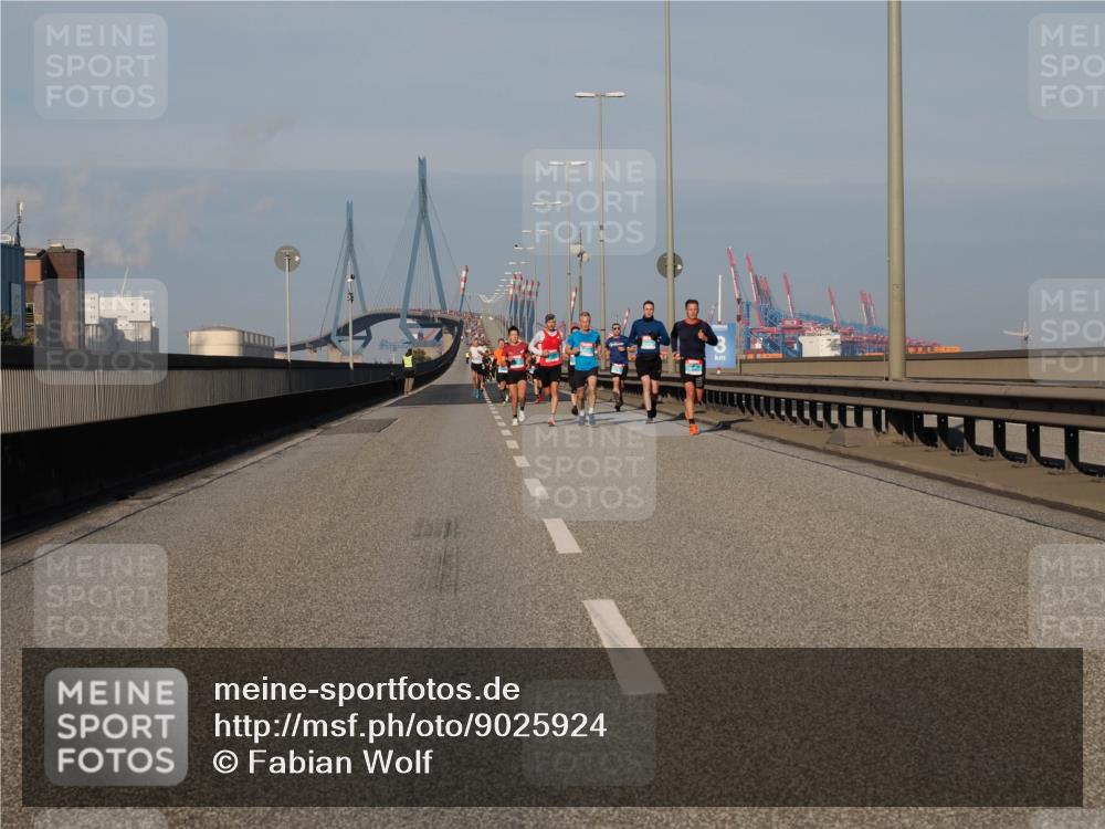 03.10.2025 - Köhlbrandbrückenlauf Fabian Wolf http://msf.ph/oto/9025924 03.10.2025 09:42:11 Position 3  meine-sportfotos.de