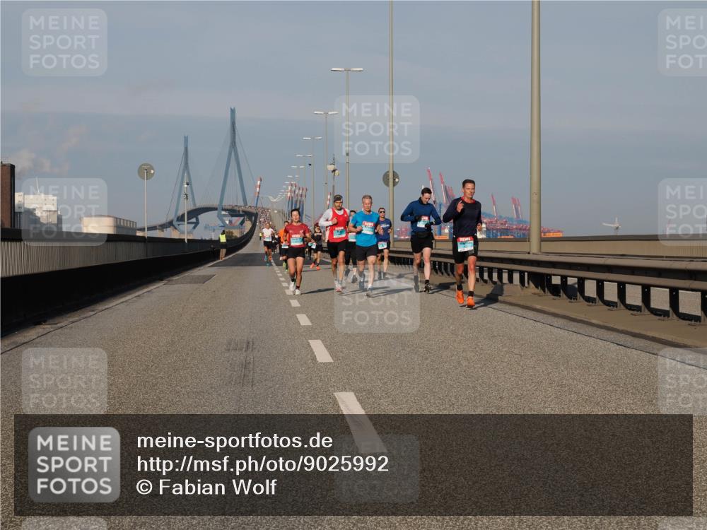 03.10.2025 - Köhlbrandbrückenlauf Fabian Wolf http://msf.ph/oto/9025992 03.10.2025 09:42:14 Position 3  meine-sportfotos.de