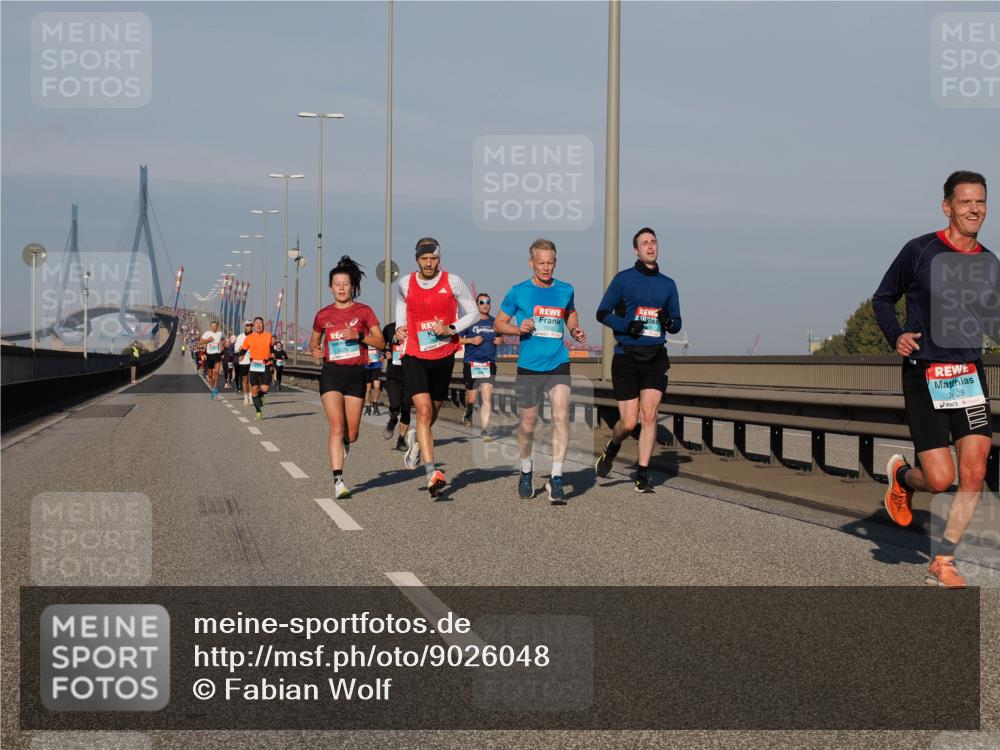 03.10.2025 - Köhlbrandbrückenlauf Fabian Wolf http://msf.ph/oto/9026048 03.10.2025 09:42:18 Position 3 3628 meine-sportfotos.de