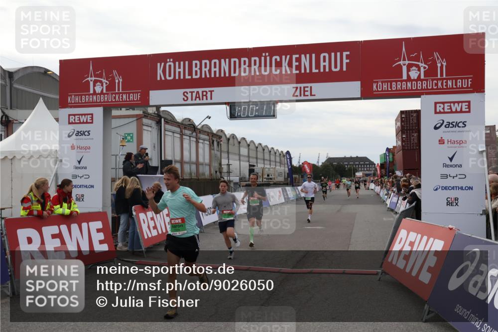 03.10.2025 - Köhlbrandbrückenlauf Julia Fischer http://msf.ph/oto/9026050 03.10.2025 16:00:11 Ziel 7103, 7106, 7329, 7598, 8783, 8915, 9314 meine-sportfotos.de
