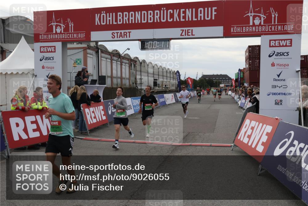 03.10.2025 - Köhlbrandbrückenlauf Julia Fischer http://msf.ph/oto/9026055 03.10.2025 16:00:11 Ziel 7103, 7106, 7329, 7598, 8783, 8915, 9314 meine-sportfotos.de