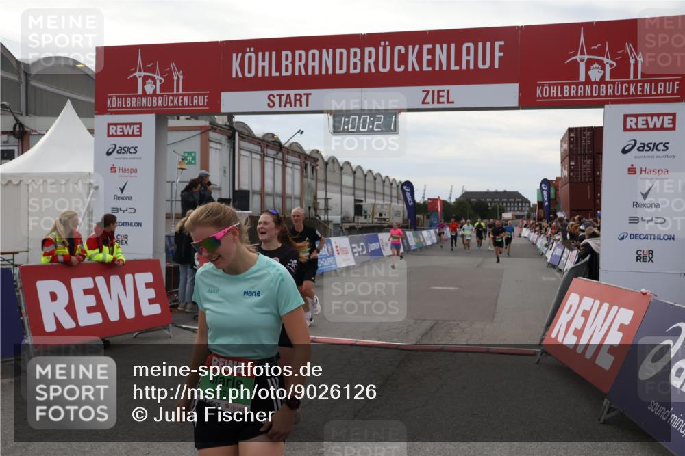 03.10.2025 - Köhlbrandbrückenlauf Julia Fischer http://msf.ph/oto/9026126 03.10.2025 16:00:22 Ziel 7027, 7105, 7233, 7271, 7276, 7301, 7598, 9314 meine-sportfotos.de