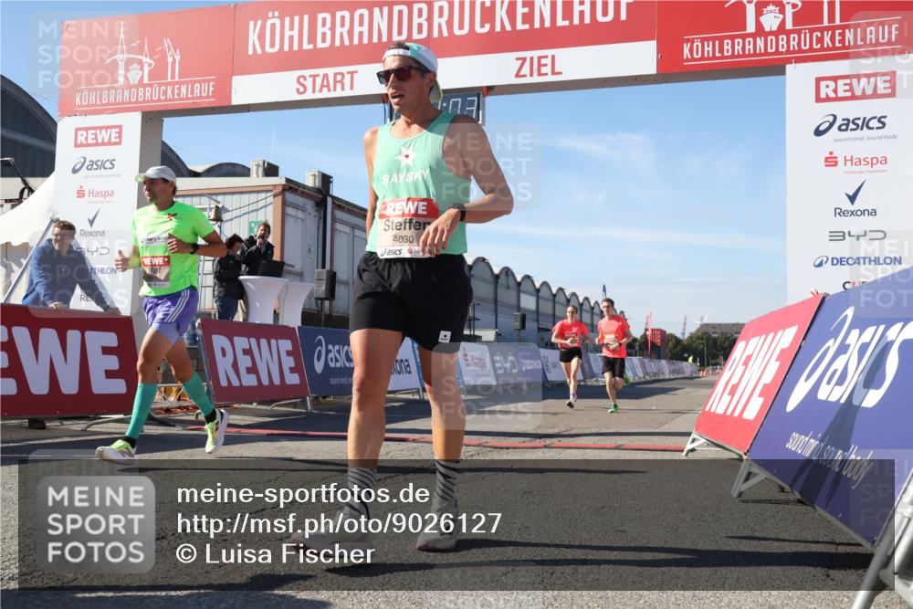 03.10.2025 - Köhlbrandbrückenlauf Luisa Fischer http://msf.ph/oto/9026127 03.10.2025 12:54:02 Ziel 4030, 4088, 5710, 5947, 6002, 6200, 6817 meine-sportfotos.de