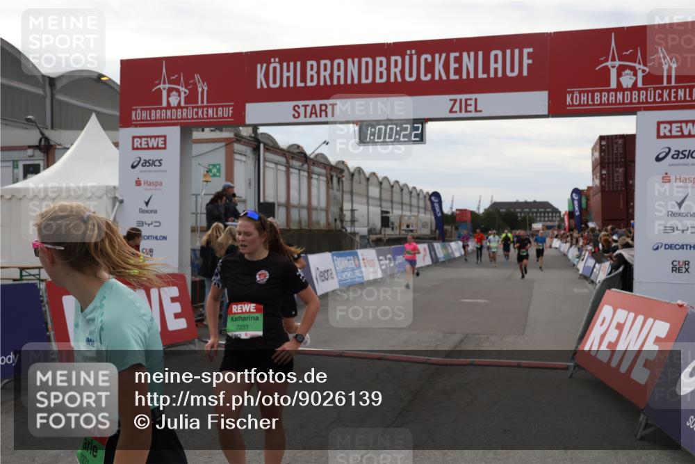 03.10.2025 - Köhlbrandbrückenlauf Julia Fischer http://msf.ph/oto/9026139 03.10.2025 16:00:22 Ziel 7027, 7105, 7233, 7271, 7276, 7301, 7598, 9314 meine-sportfotos.de