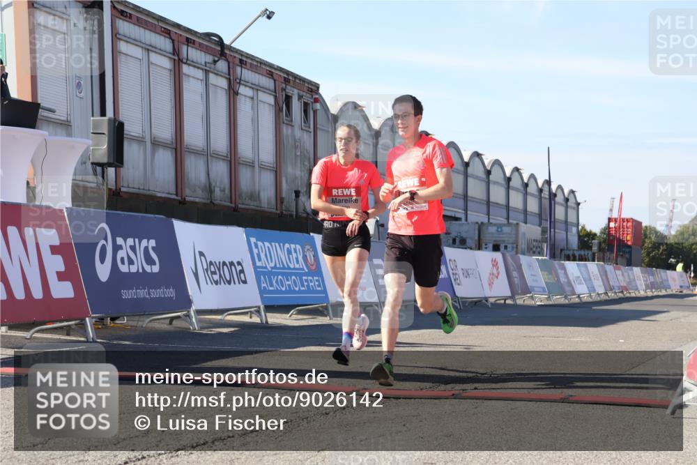 03.10.2025 - Köhlbrandbrückenlauf Luisa Fischer http://msf.ph/oto/9026142 03.10.2025 12:54:04 Ziel 4030, 5710, 5947, 6002, 6200, 6817 meine-sportfotos.de